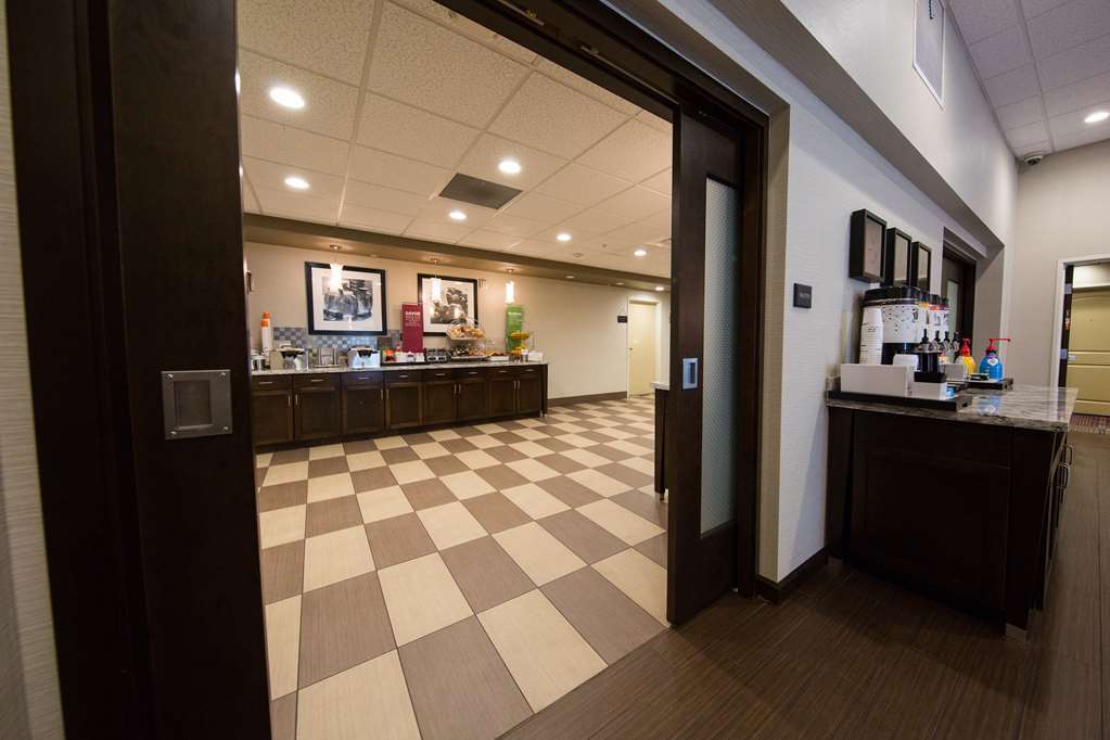 Hampton Inn Seattle/Everett Downtown Restaurant foto